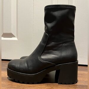 Call it Spring black platform boots EUC W8
